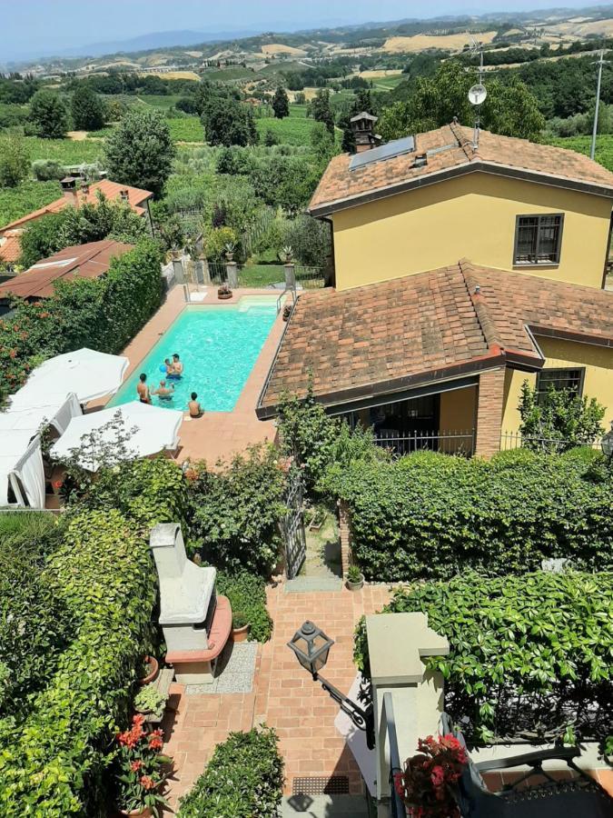 Borgo Dei Cadolingi Apartment กัมบาสซี แตร์เม ภายนอก รูปภาพ