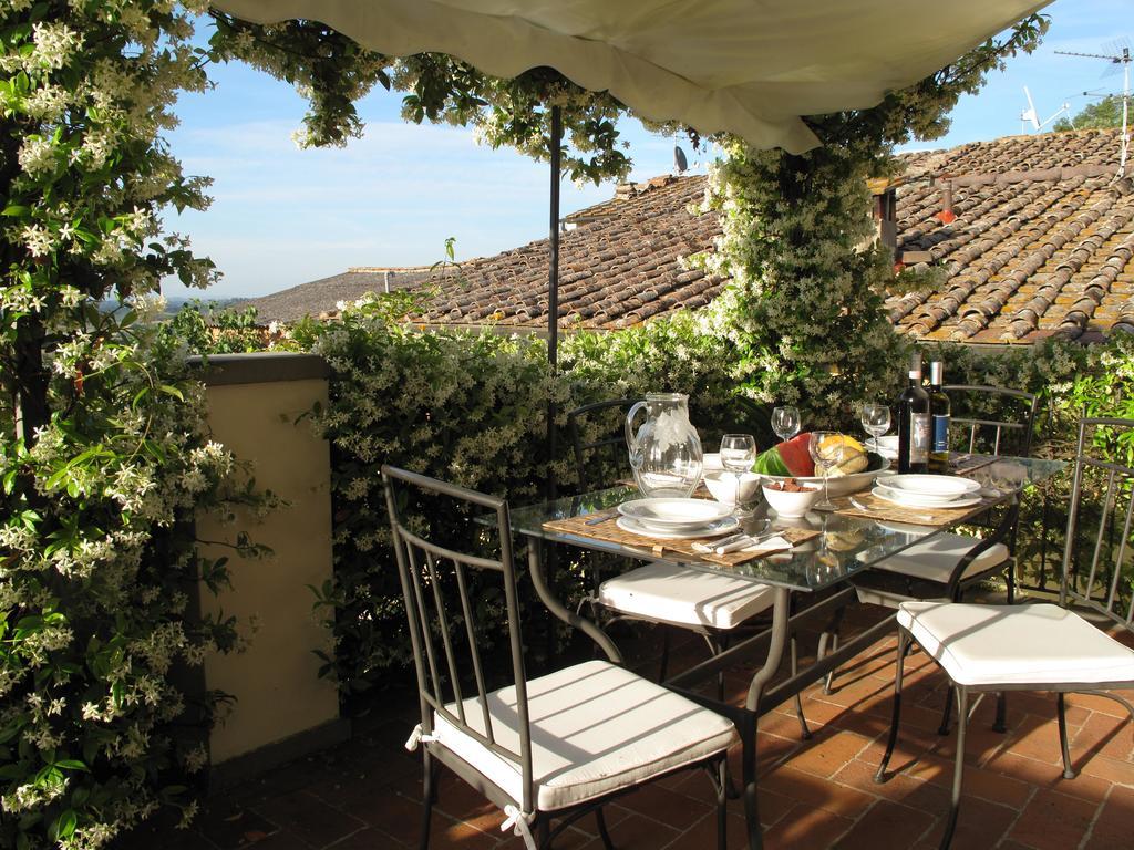 Borgo Dei Cadolingi Apartment กัมบาสซี แตร์เม ภายนอก รูปภาพ
